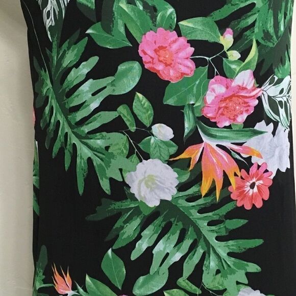 New. Havana tropical maxi dress. - Picture 7 of 8